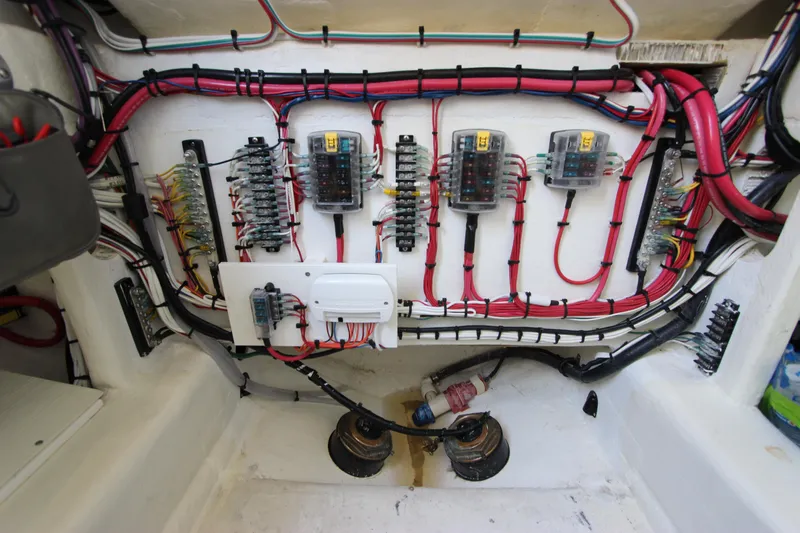 Syn Yacht Photos Pics 