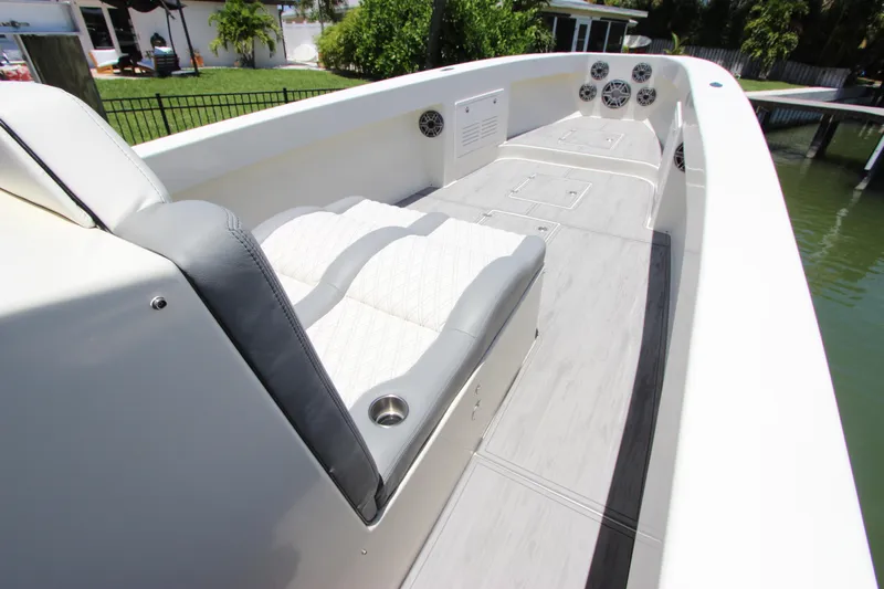 Syn Yacht Photos Pics 