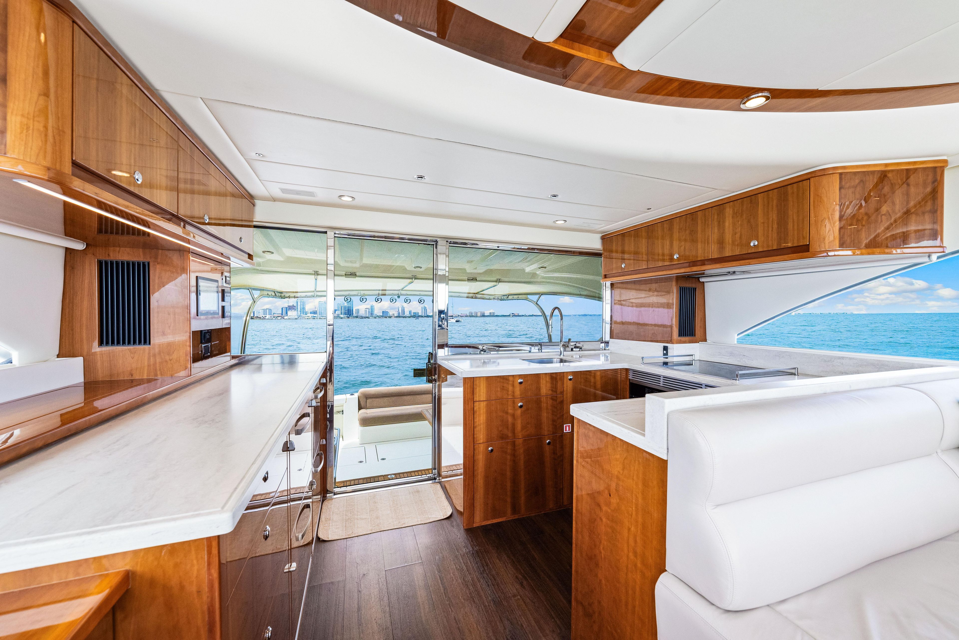 2017 Riviera 57 