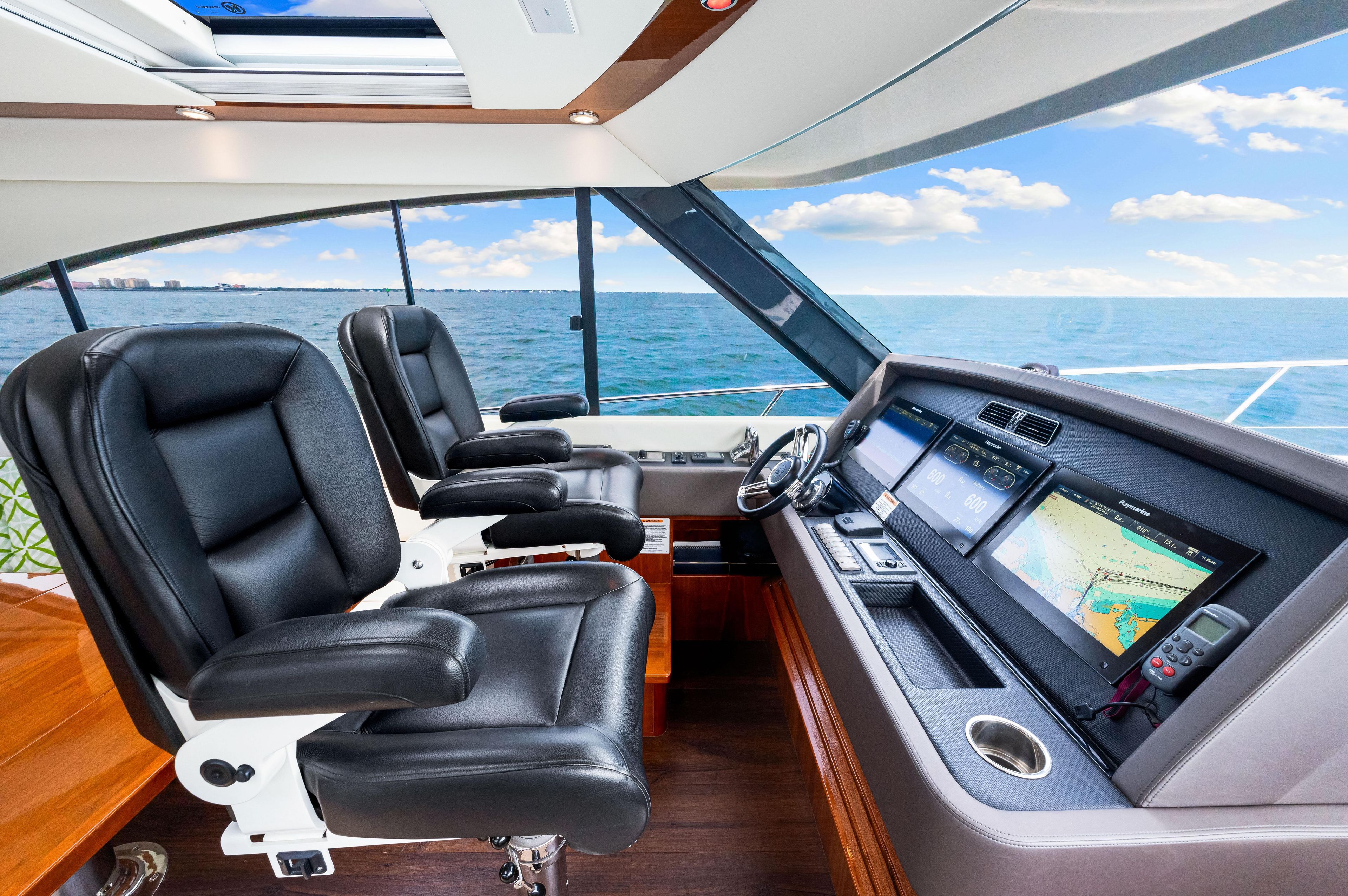 Yacht