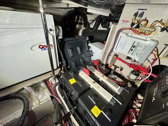 Escapade Too Yacht Photos Pics 