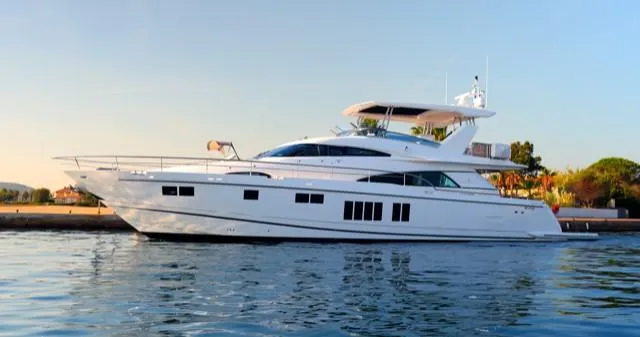  Yacht Photos Pics Fairline Squadron 78