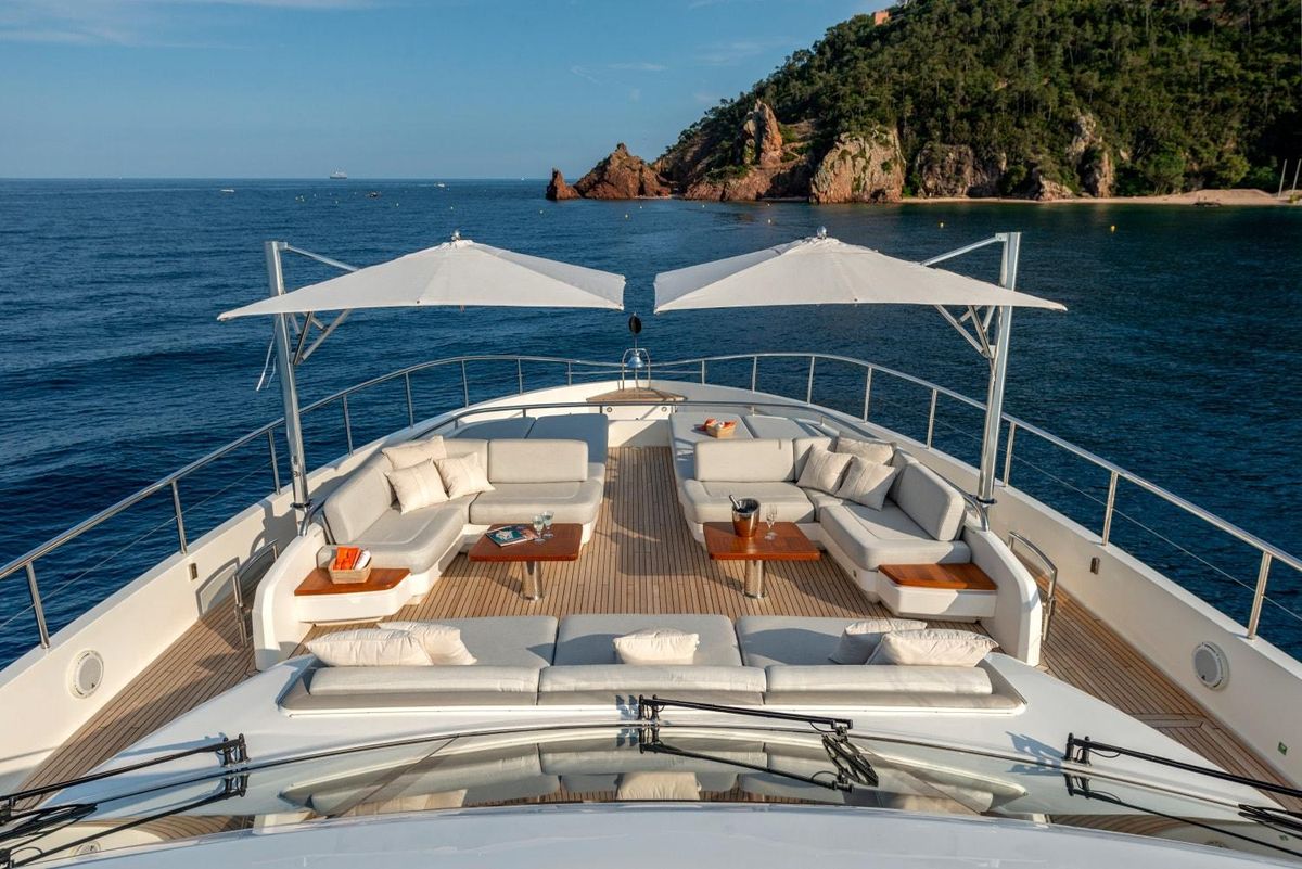 2017 Princess 115 