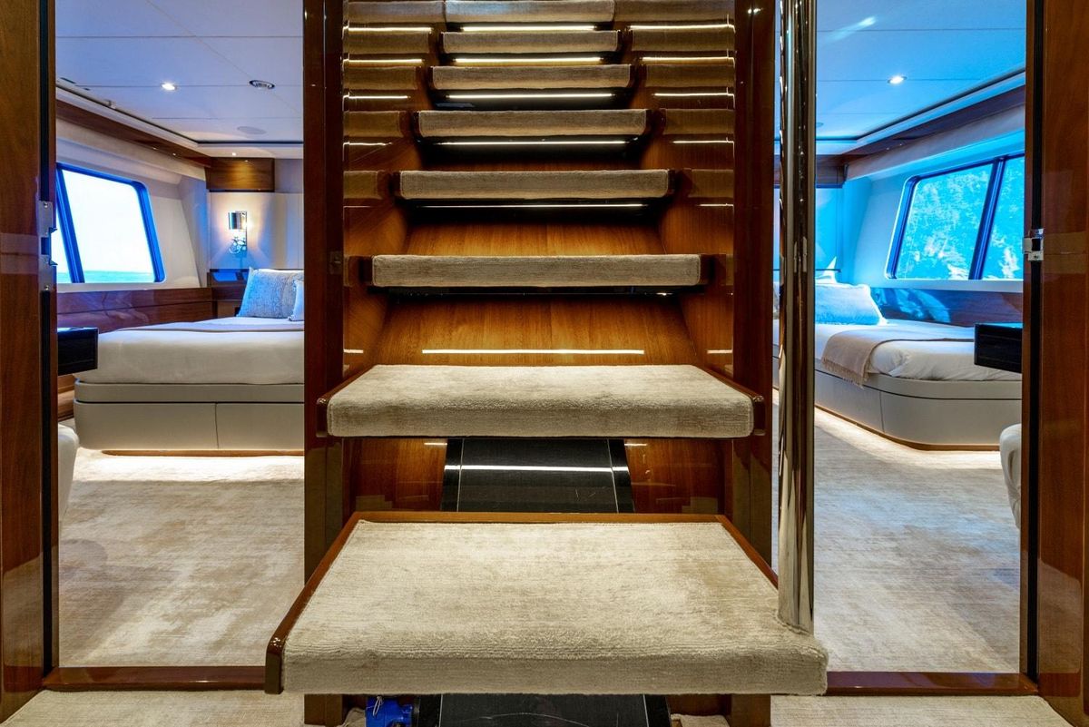 2017 Princess 115 