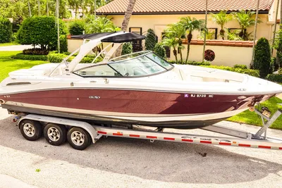 Sea Ray 270 SLX
