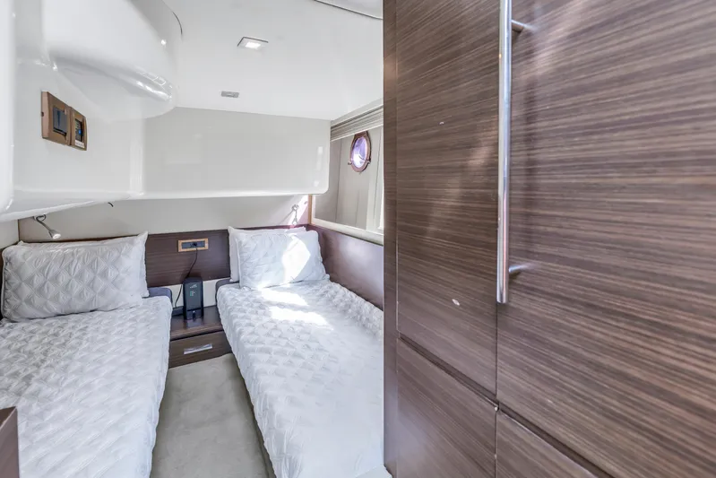 Liquidity Yacht Photos Pics Twin bed cabin interior of 2012 Azimut 48 Flybridge yacht.