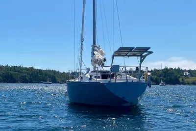 Tartan 37