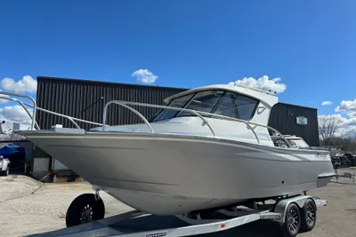 Extreme Boats 795 Walk Around