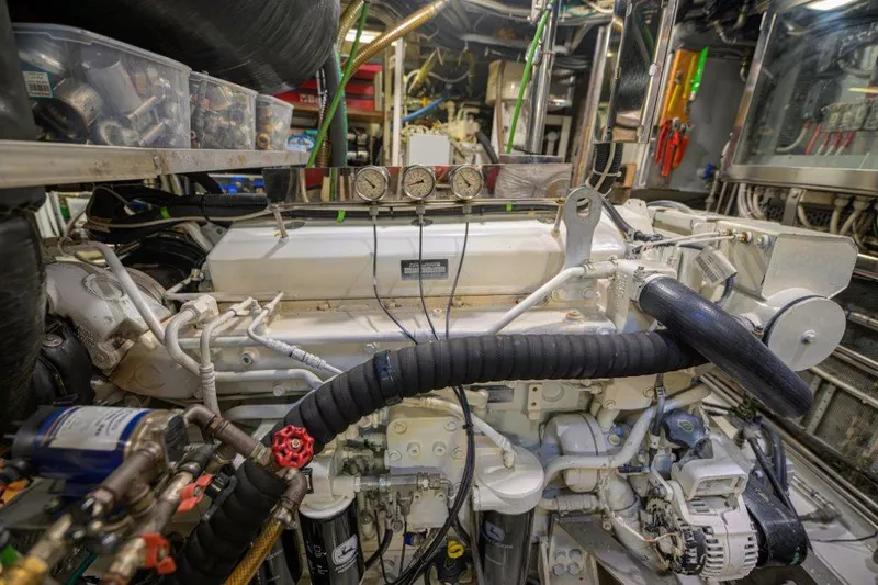 Yona Yacht Photos Pics Engine room of 1981 Vripack Doggersbank 20 yacht, showcasing complex machinery and components.