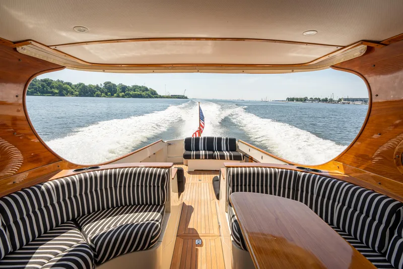 Le Prix Yacht Photos Pics 