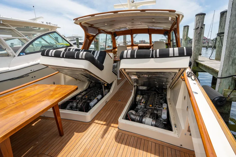 Le Prix Yacht Photos Pics 