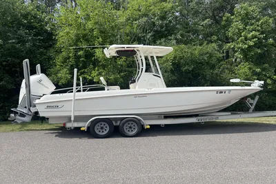 Boston Whaler 240 Dauntless