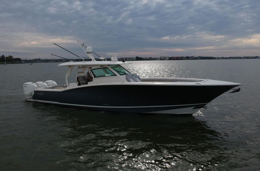 2019 Scout 42 LXF