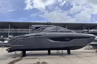 2023 Cruisers Yachts 42 GLS