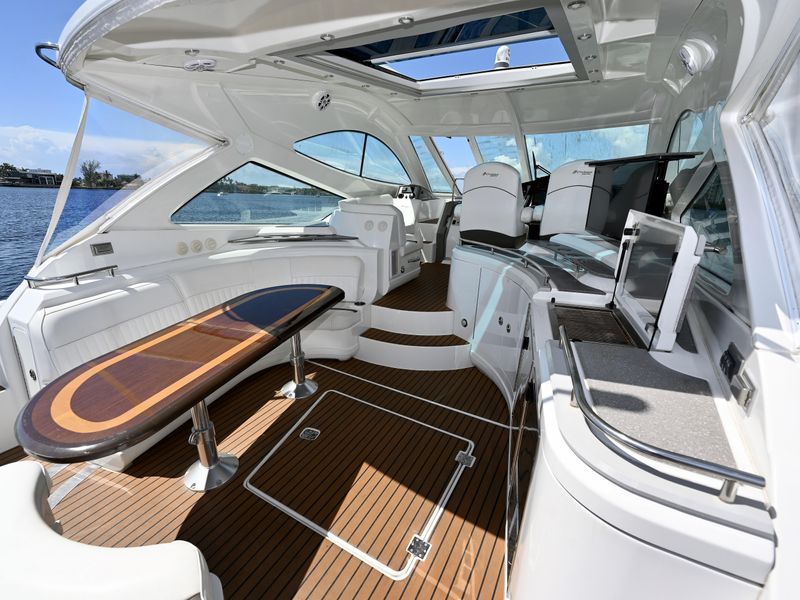 2011 Cruisers 540 Sport Coupe