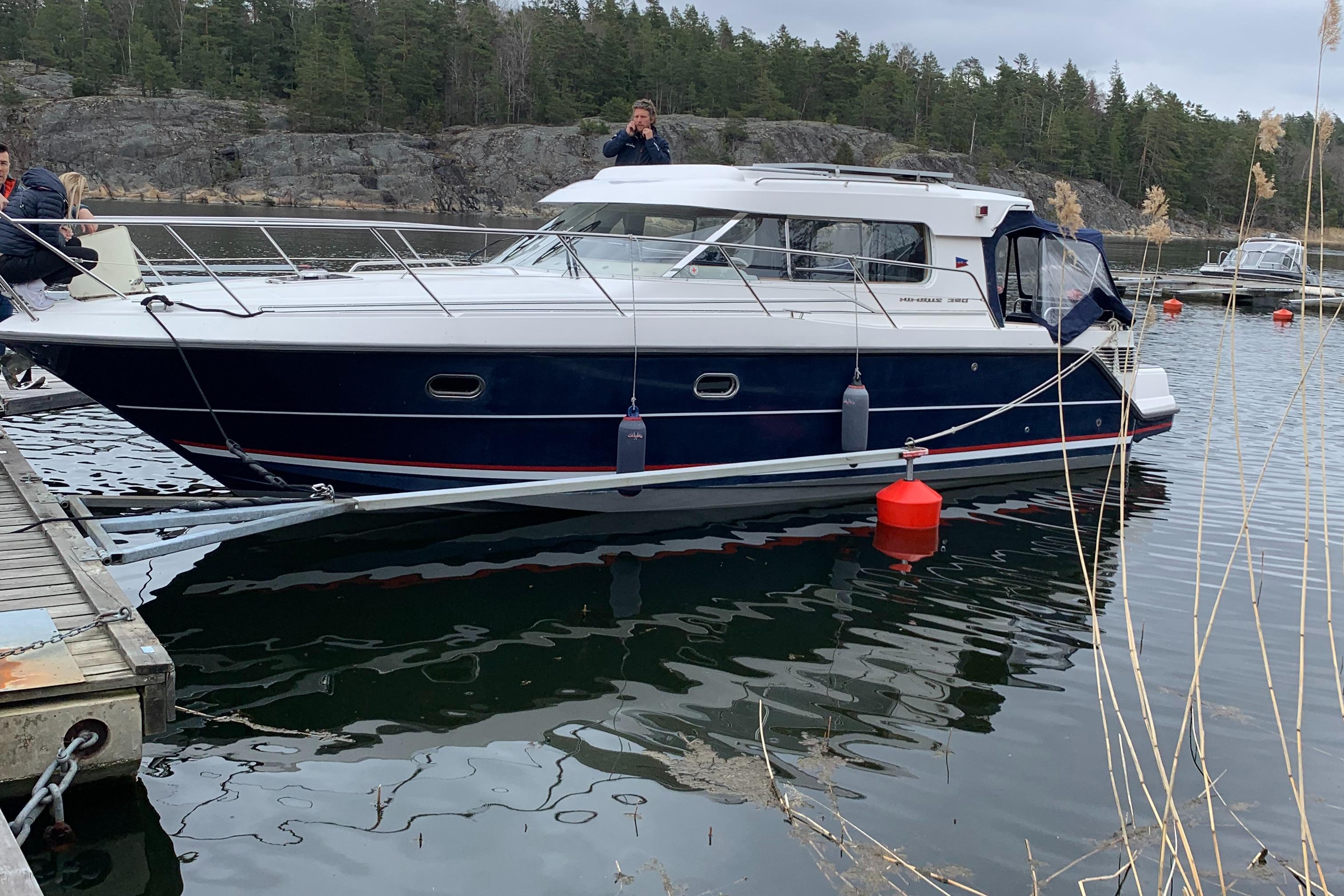 nimbus 23 vs pegasus 37