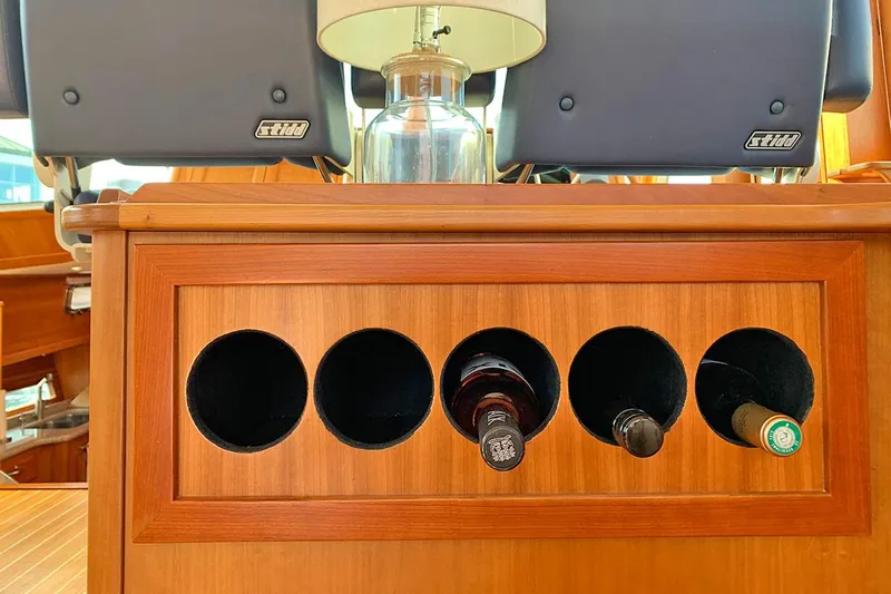 Days Like This Yacht Photos Pics Bar