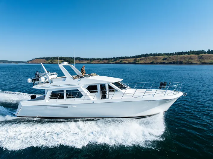 Clancy's Yacht Photos Pics 
