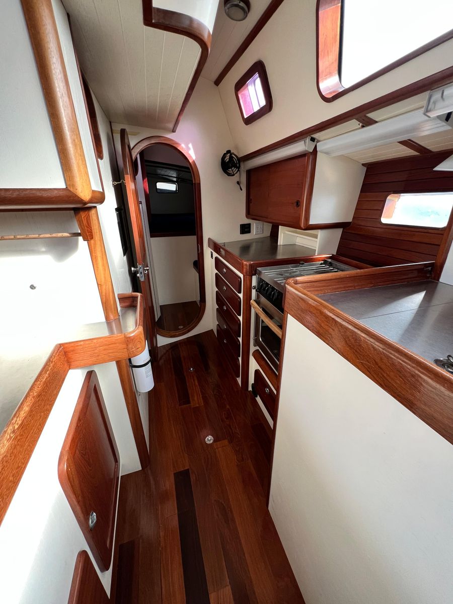 2014 Custom 53 