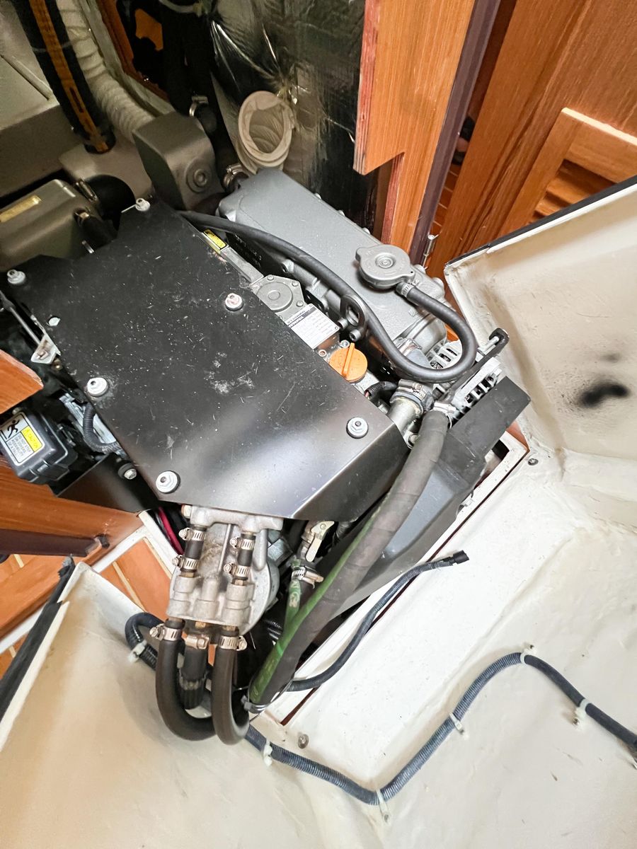 2019 Catalina 42 