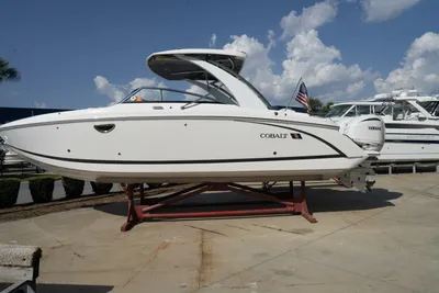 Cobalt 30SC Outboard