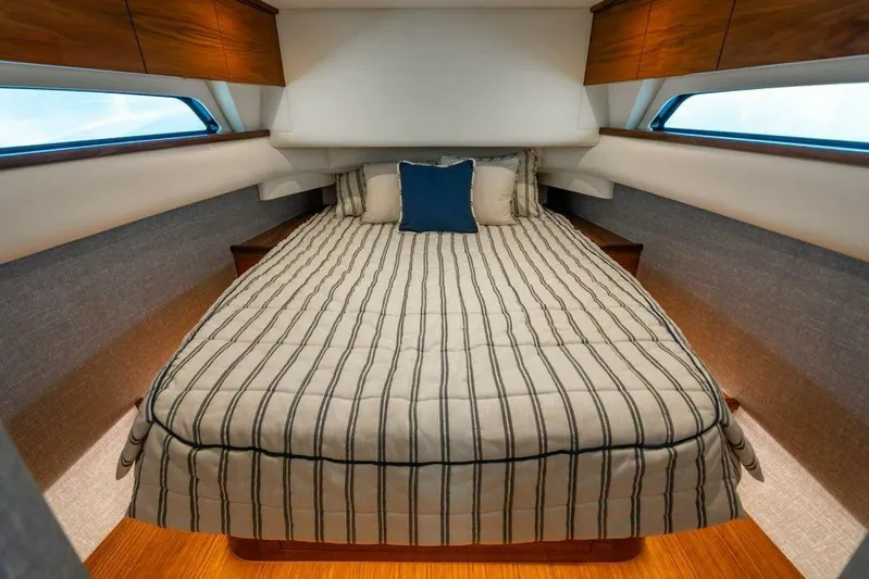 Sogni Bagnati Yacht Photos Pics 2025 Valhalla Boatworks V-55 - Image 28