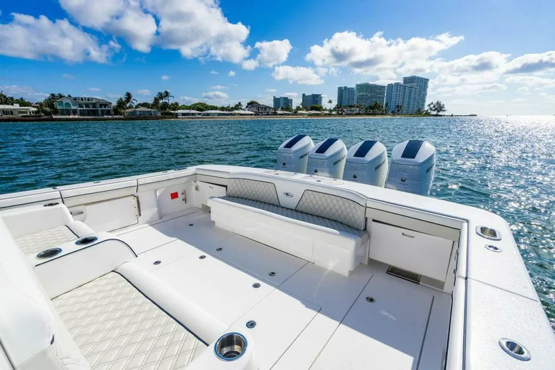 Sogni Bagnati Yacht Photos Pics 2025 Valhalla Boatworks V-55 - Image 15