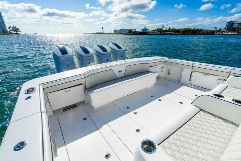 Sogni Bagnati Yacht Photos Pics 2025 Valhalla Boatworks V-55 - Image 4