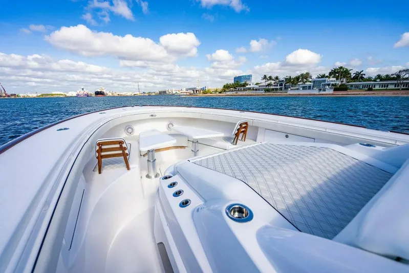 Sogni Bagnati Yacht Photos Pics 2025 Valhalla Boatworks V-55 - Image 31