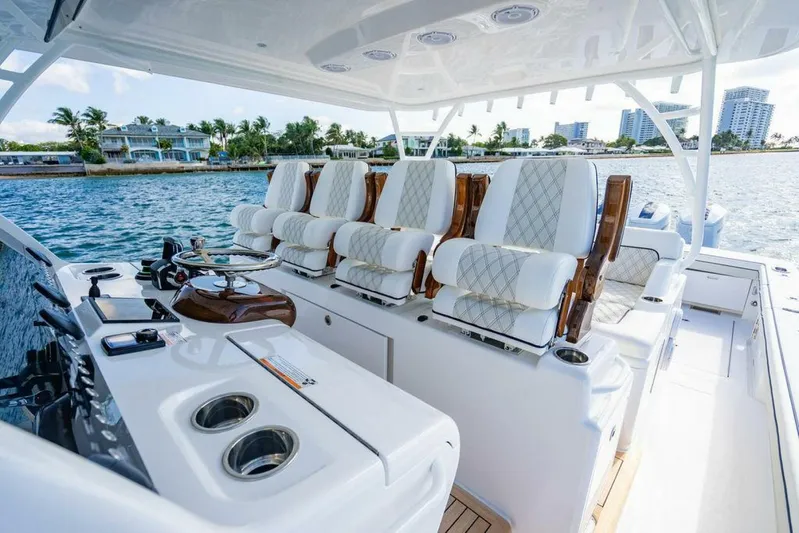 Sogni Bagnati Yacht Photos Pics 2025 Valhalla Boatworks V-55 - Image 2