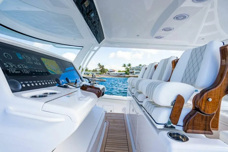 Sogni Bagnati Yacht Photos Pics 2025 Valhalla Boatworks V-55 - Image 21