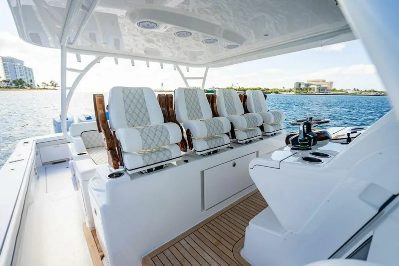 Sogni Bagnati Yacht Photos Pics 2025 Valhalla Boatworks V-55 - Image 20