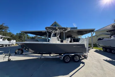 Sea Born LX22 Center Console