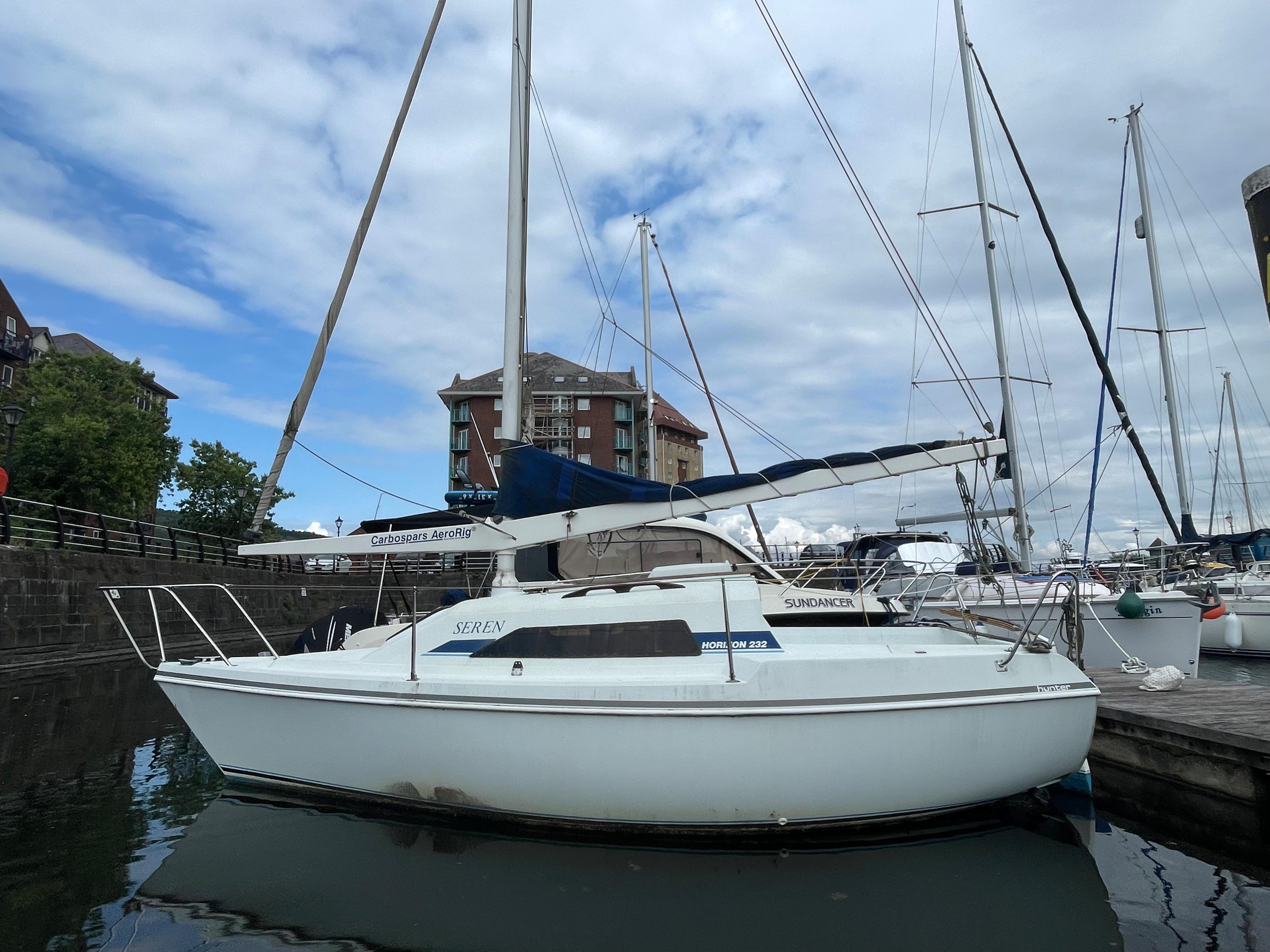 Hunter Horizon 232 image