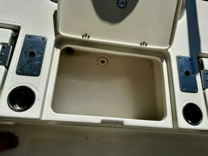  Yacht Photos Pics 2020 Nauticstar 227 Bay - Image 19