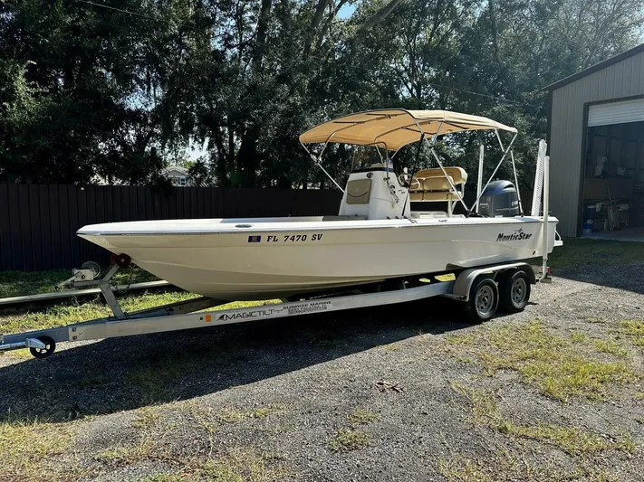  Yacht Photos Pics 2020 Nauticstar 227 Bay - Image 1