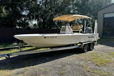 2020 NauticStar 227 Bay
