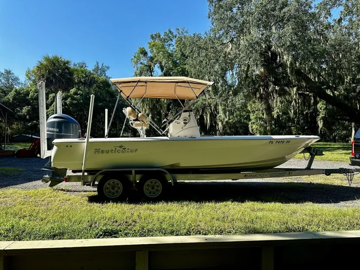  Yacht Photos Pics 2020 Nauticstar 227 Bay - Image 6