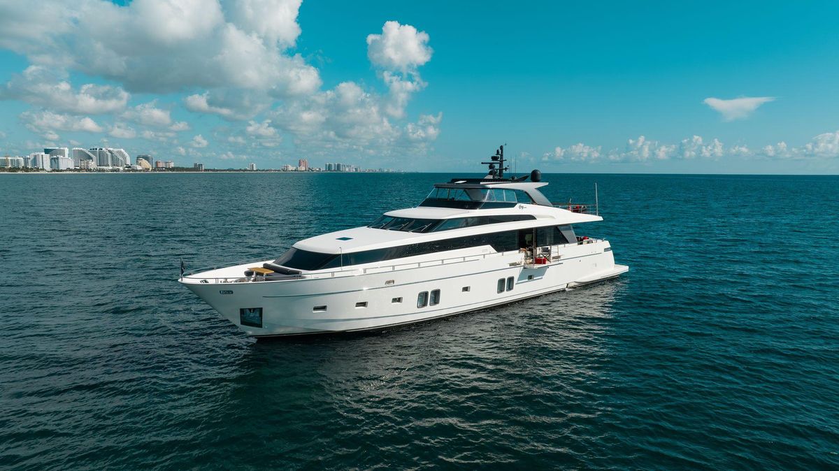 2018 Sanlorenzo 106 