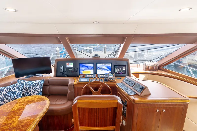 Whitefish Yacht Photos Pics Luxurious 2013 Ocean Alexander 72 Pilothouse yacht interior with advanced navigation systems.