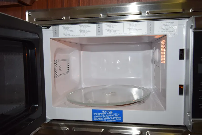 Isabel Gracia Yacht Photos Pics 