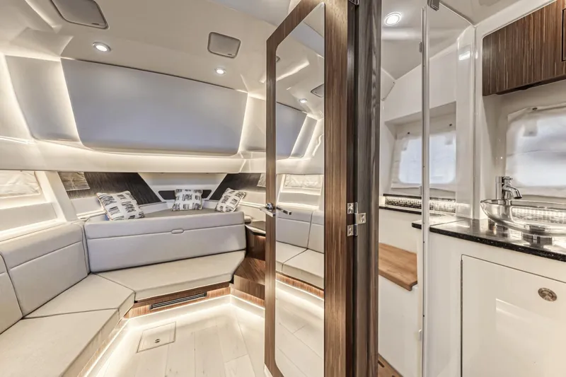 Dirty Laundry Yacht Photos Pics 