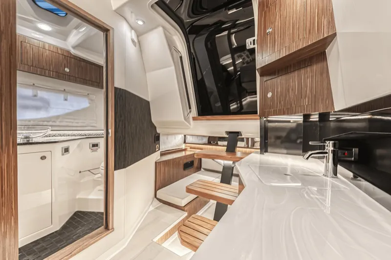 Dirty Laundry Yacht Photos Pics 