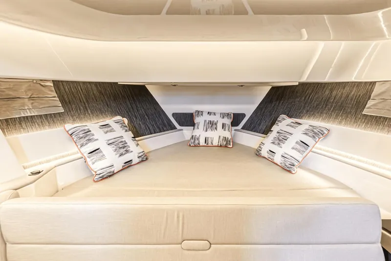 Dirty Laundry Yacht Photos Pics 