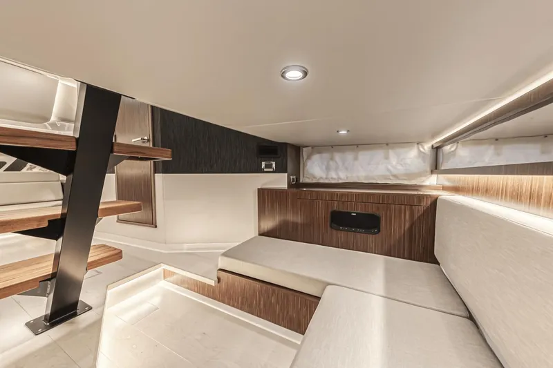 Dirty Laundry Yacht Photos Pics 