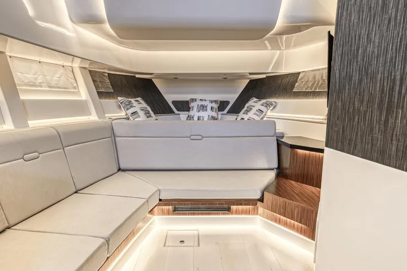 Dirty Laundry Yacht Photos Pics 