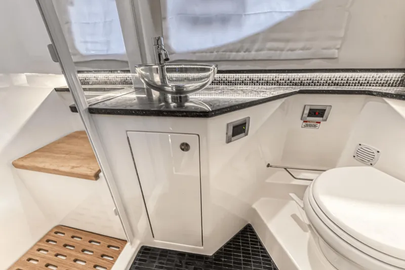 Dirty Laundry Yacht Photos Pics 