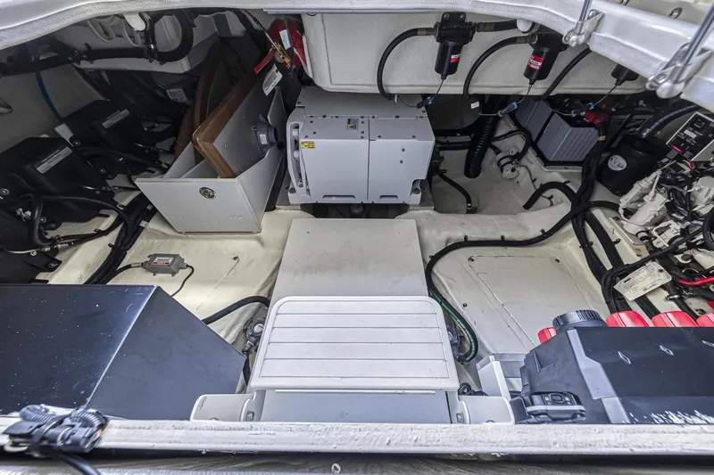 Dirty Laundry Yacht Photos Pics 