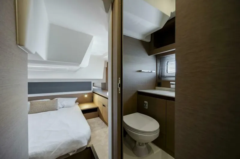  Yacht Photos Pics 2024 Prestige 420 - Image 55