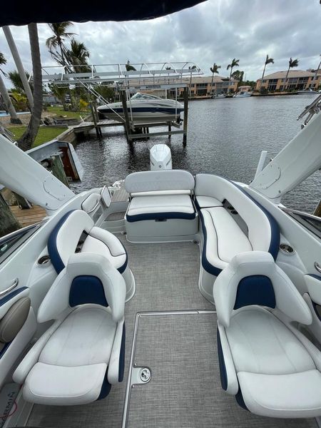 2021 Crownline 290 XSS